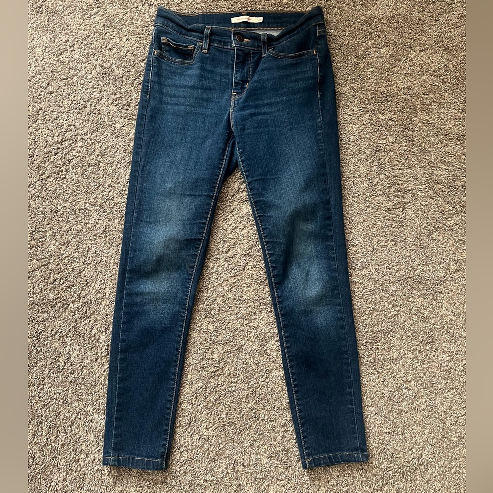 Levi’s 710 Super Skinny Size 28